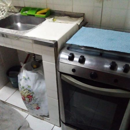 Kitinete Em Itanhaem Apartment Ngoại thất bức ảnh